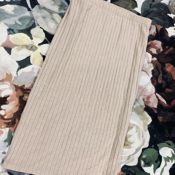 Skirt - Picture 3 of 3